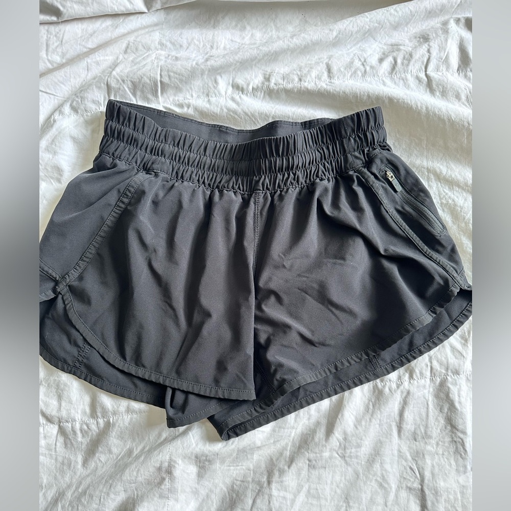 Lululemon hotty hot shorts